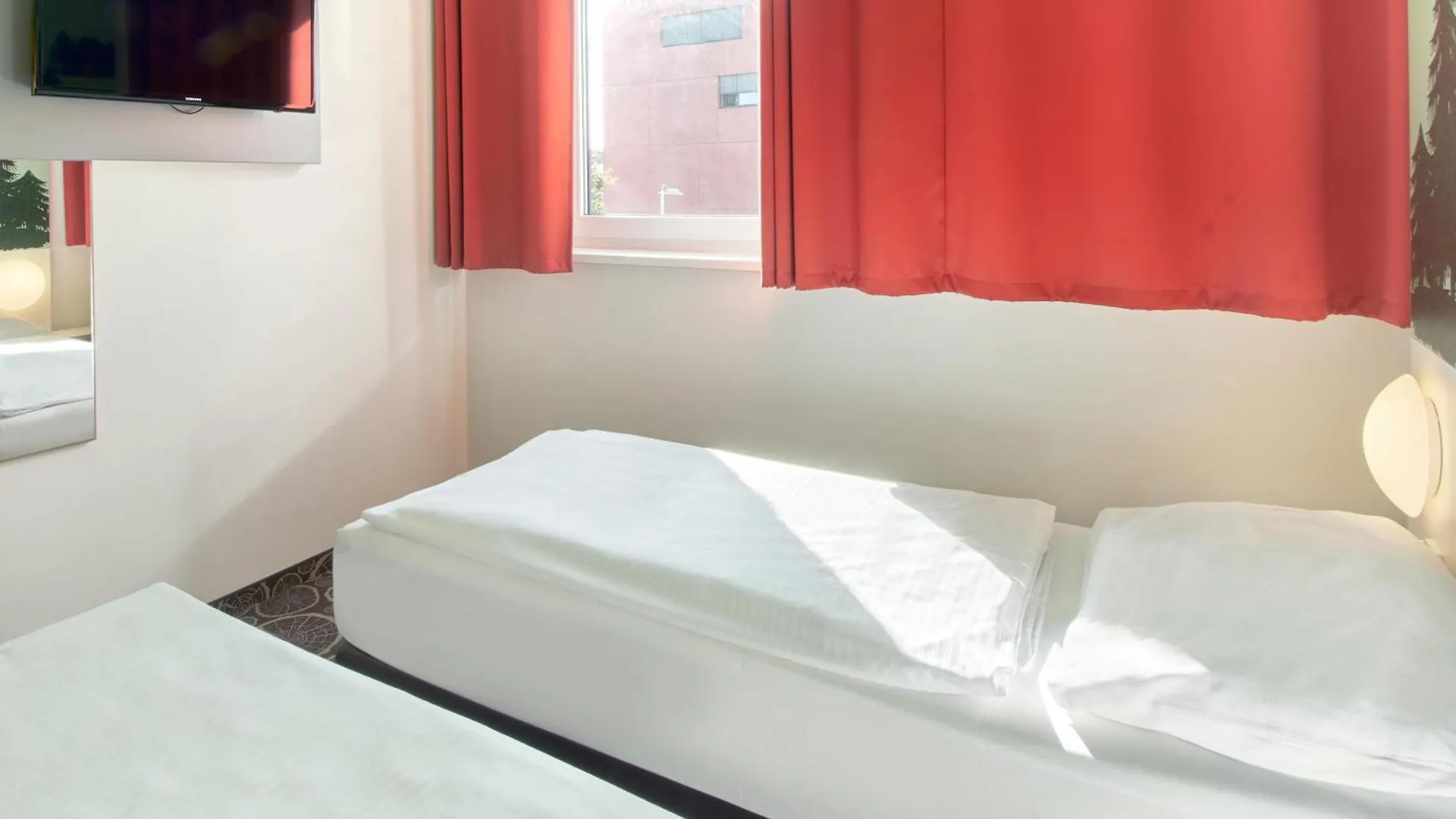 B&B Hotel Aschaffenburg 3*,  Germany