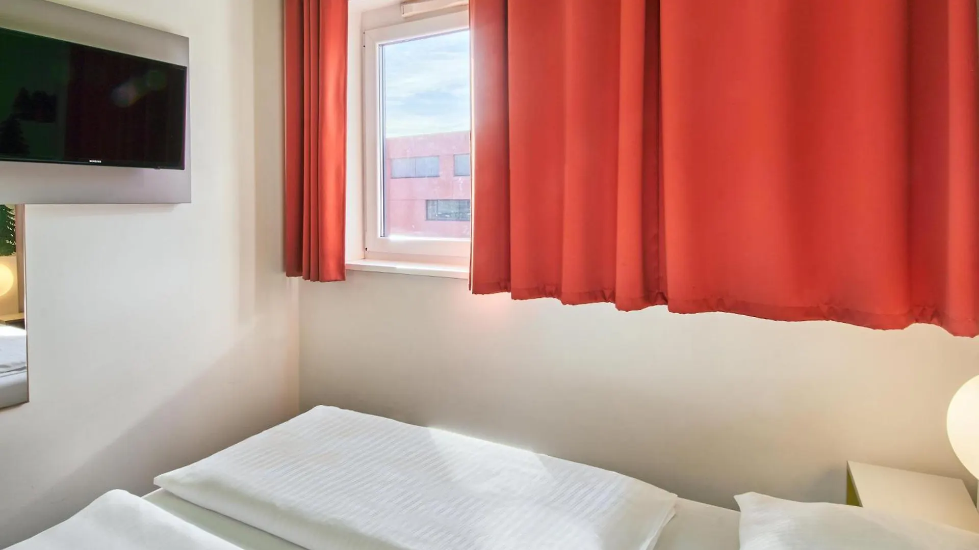 B&B Hotel Aschaffenburg 3*,  Germany